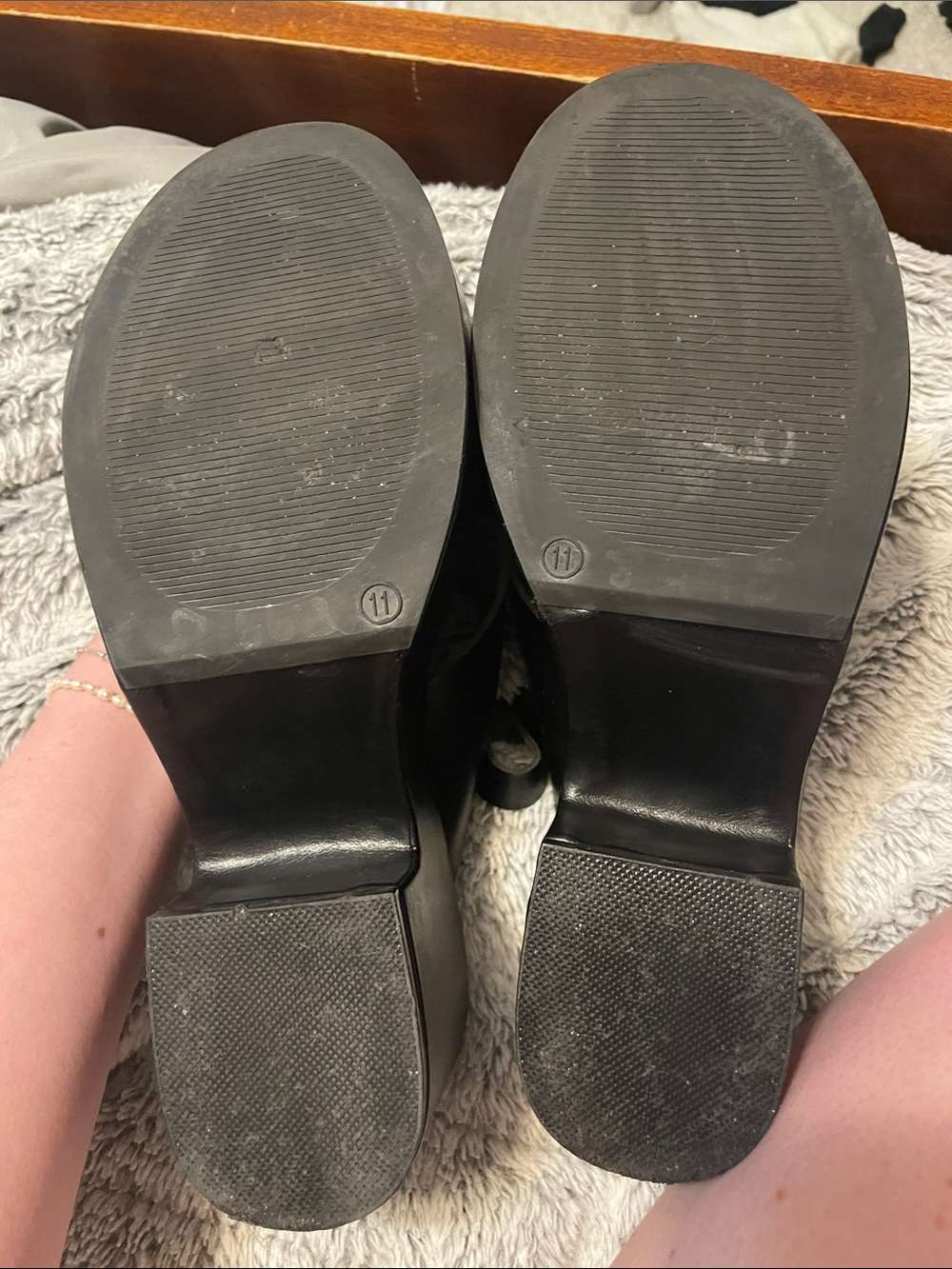 Black Platform Sandal Heels - Picture 2 of 4